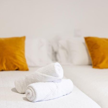 Los Apartamentos Jacinto Benavente Centro มาดริด ภายนอก รูปภาพ