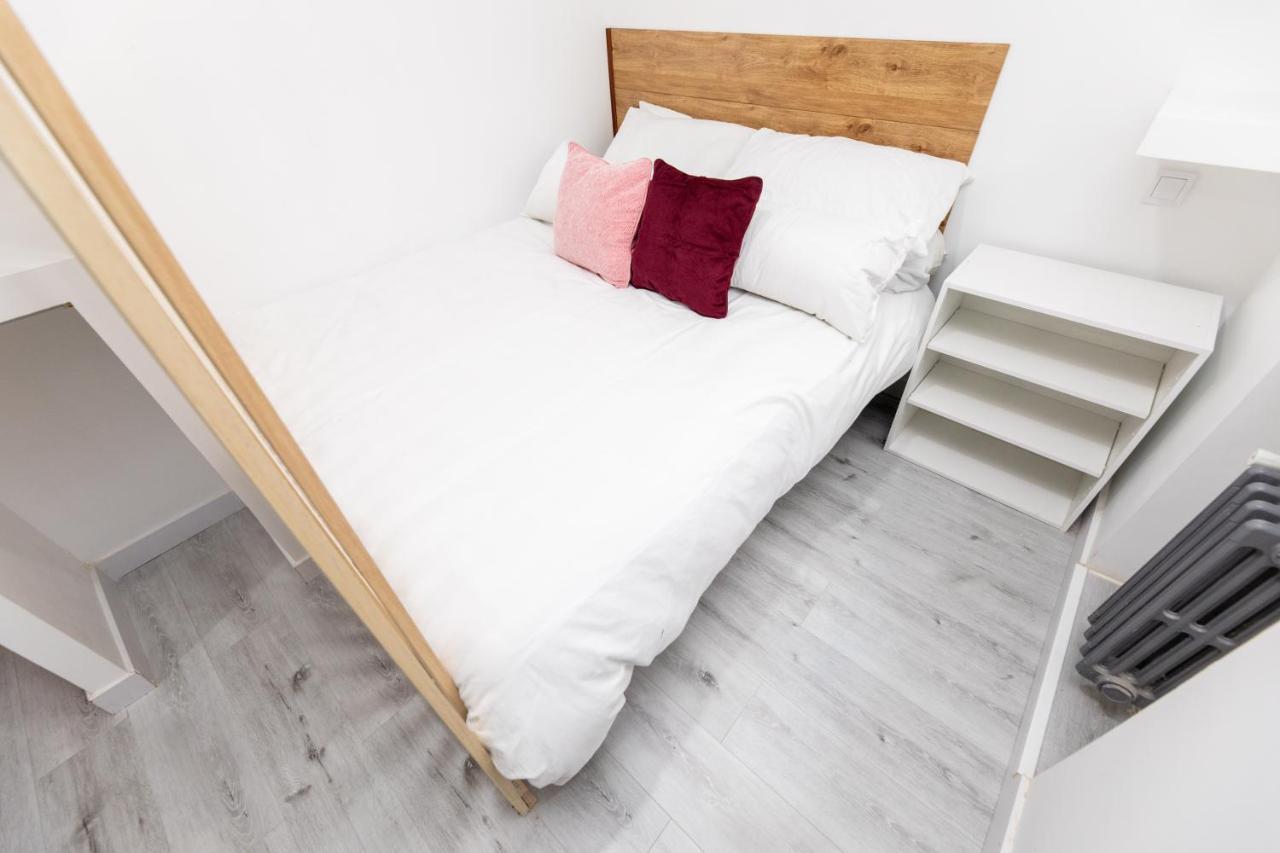 Los Apartamentos Jacinto Benavente Centro มาดริด ภายนอก รูปภาพ