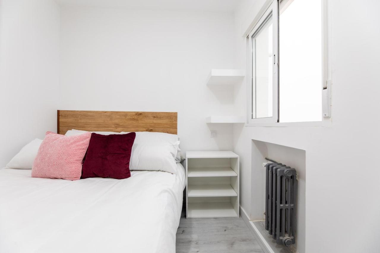 Los Apartamentos Jacinto Benavente Centro มาดริด ภายนอก รูปภาพ